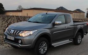 L200 - 2 dörrar Enkelhytt