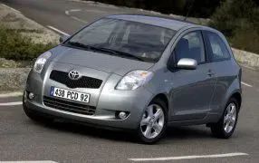 YARIS 3/5 dörrar