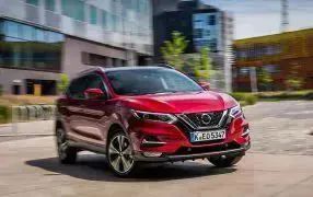 QASHQAI 5 sittplatser automatlåda