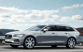 V90 Hybrid laddbar