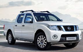 NAVARA D40 dubbelhytt