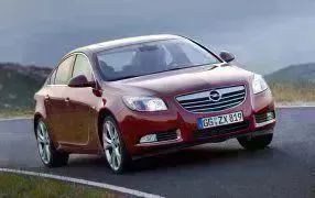 INSIGNIA Sedan