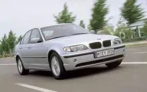 3 E46 Sedan med främre armstöd