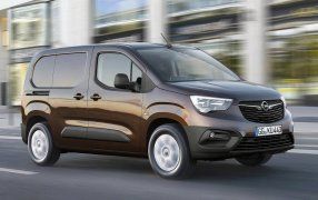 COMBO CARGO 2 sitsar / Integrerad passagerarstol utan Airbag