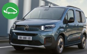 ë-BERLINGO - 7 sittplatser / Individuella baksäten
